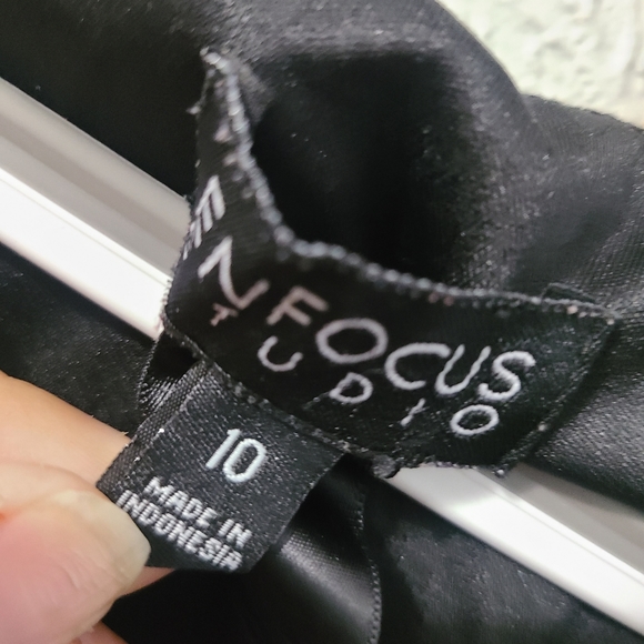 Enfocus Studio Red and Black Ombre Dress - Picture 7 of 7